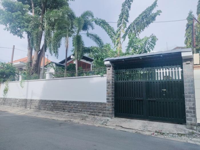 Cho thuê biệt thự mặt tiền đường Trần Ngọc Diện