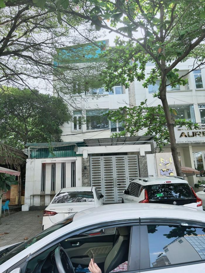 Cho thuê nhà mặt tiền đường Trương Văn Bang, cho thuê nhà quận 2