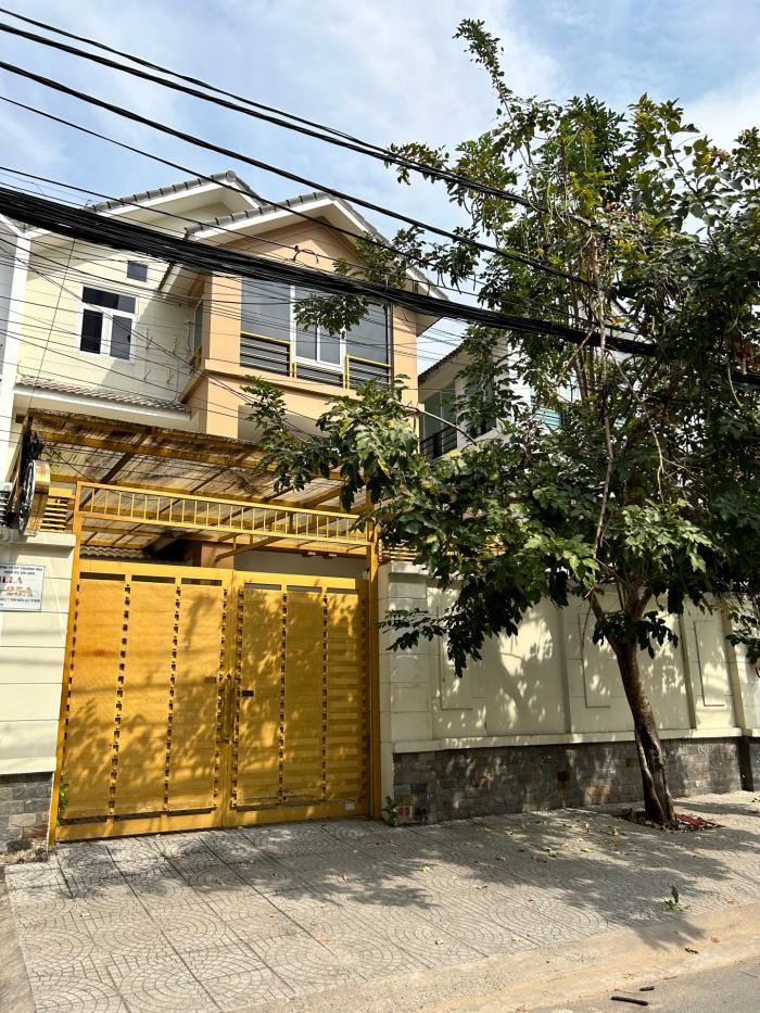 Cho thuê Villa mặt tiền đường Nguyễn Duy Hiệu quận 2