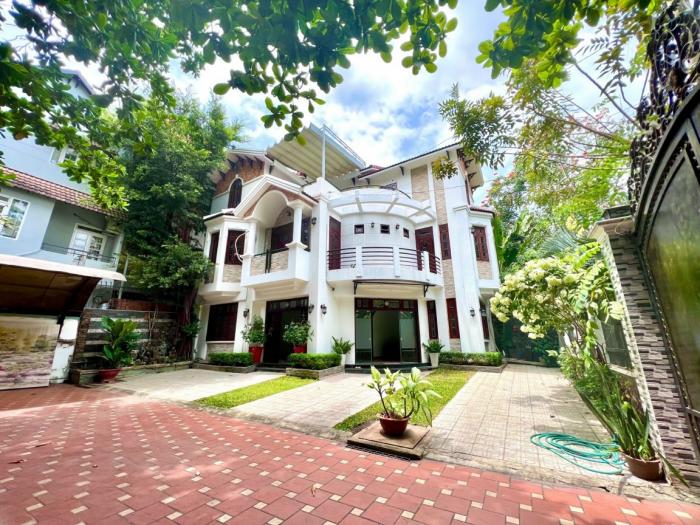 Cho thuê villa đường Nguyễn Văn Hưởng Thảo Điền