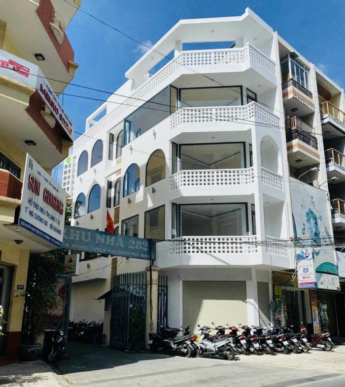 Cho thuê nhà 2 mặt tiền đường Nguyễn Trọng Tuyển