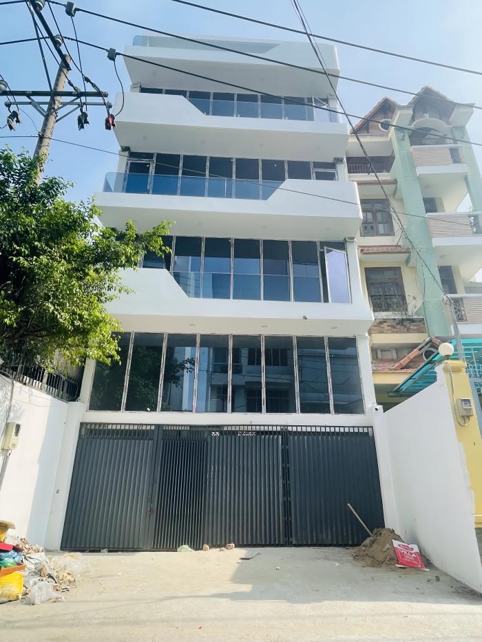 Cho thuê tòa nhà đường Nguyễn Cửu Vân