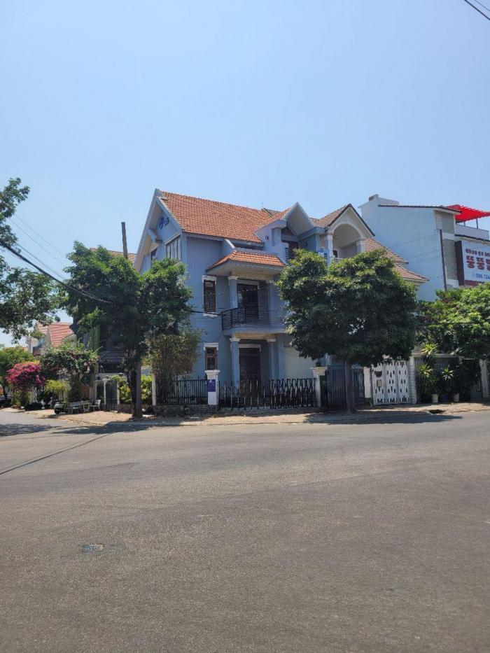 Cho thuê nhà mặt tiền đường Nguyễn Quý Cảnh