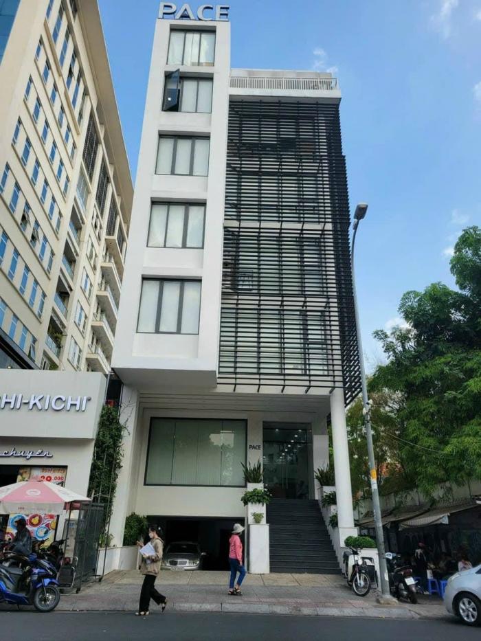 Bán tòa nhà 2 mặt tiền đường Nguyễn Trãi quận 1