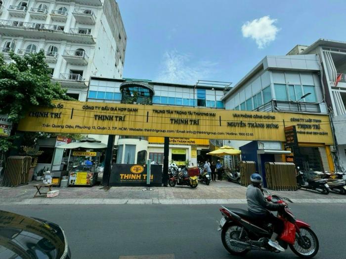 Bán nhà mặt tiền đường Trần Quang Diệu quận 3