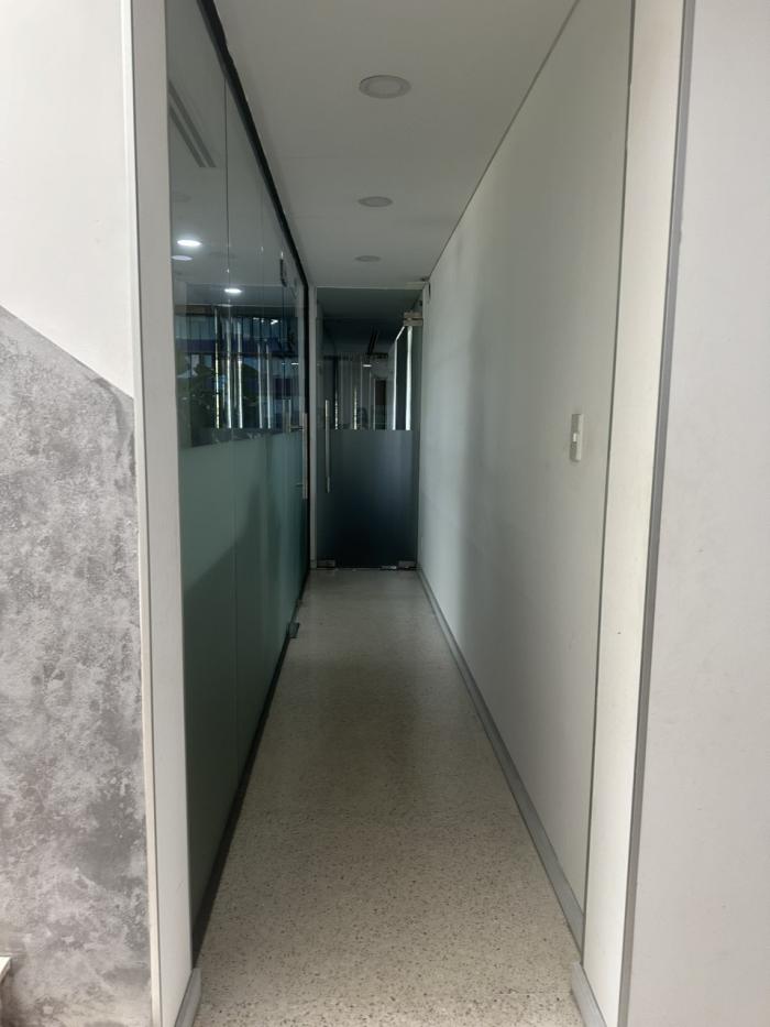 Cho thuê nhà mặt tiền đường Nguyễn Văn Hưởng Thảo Điền