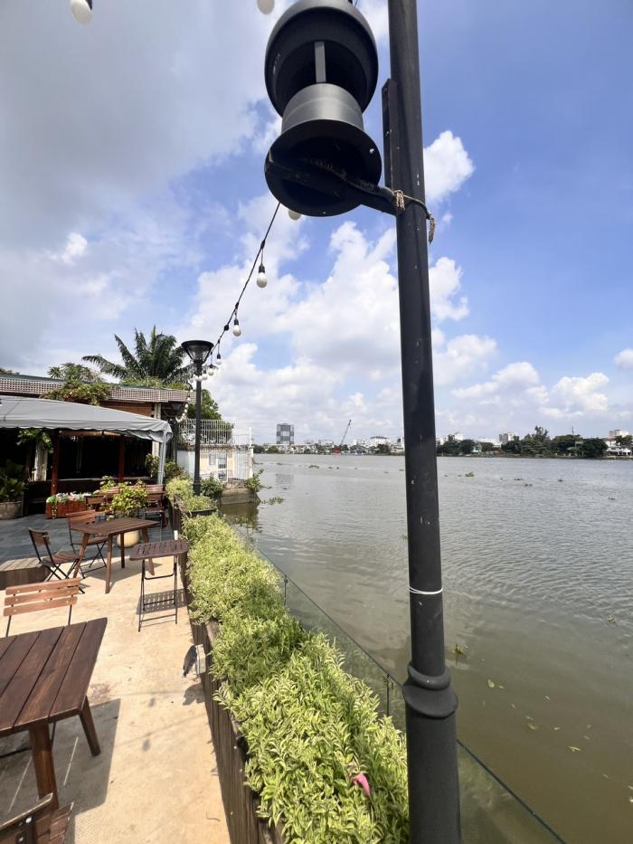 Cho thuê đất trống 2 mặt tiền sông Sài Gòn Nguyễn Van Hưởng - Thảo Điền Quận 2