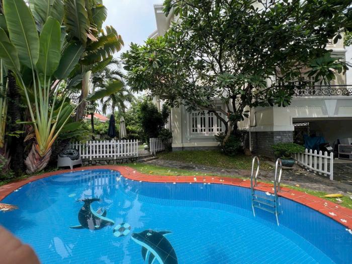 Cho thuê biệt thự Compound Nguyễn Văn Hưởng quận 2