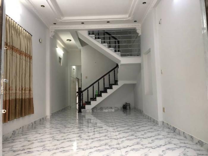 Cho thuê nhà mặt tiền đường Nguyễn Văn Tố