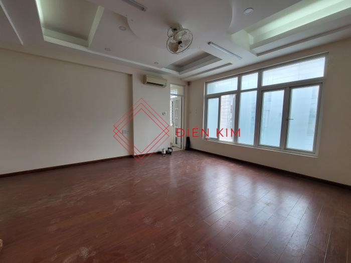 Cho thuê nhà mặt tiền đường số 4 An Phú Quận 2