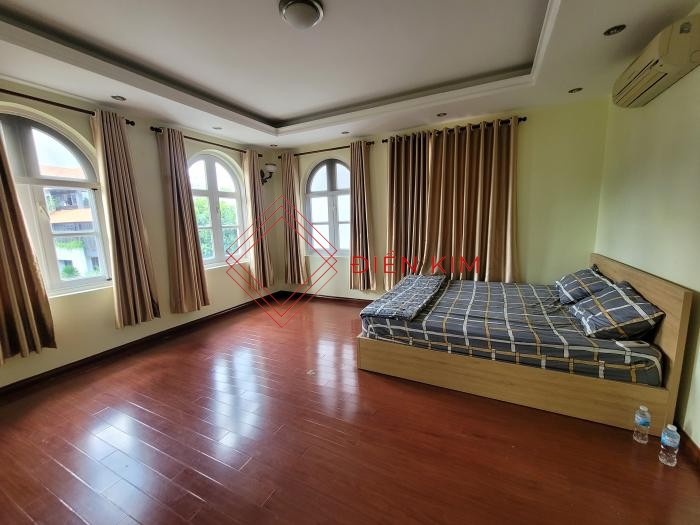 Cho thuê nhà mặt tiền đường 31 An Phú Quận 2