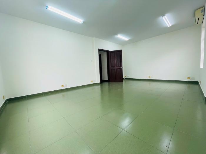 Cho thuê nhà mặt tiền đường Hoa Lan quận Phú Nhuận