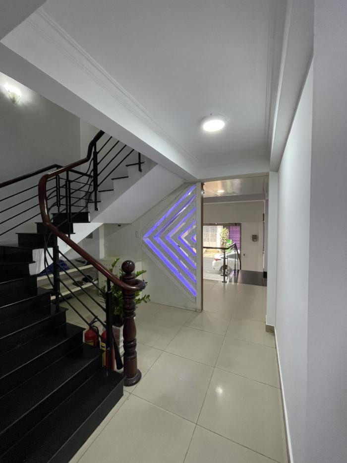 Cho thuê nhà mặt tiền 142 Hoa Lan