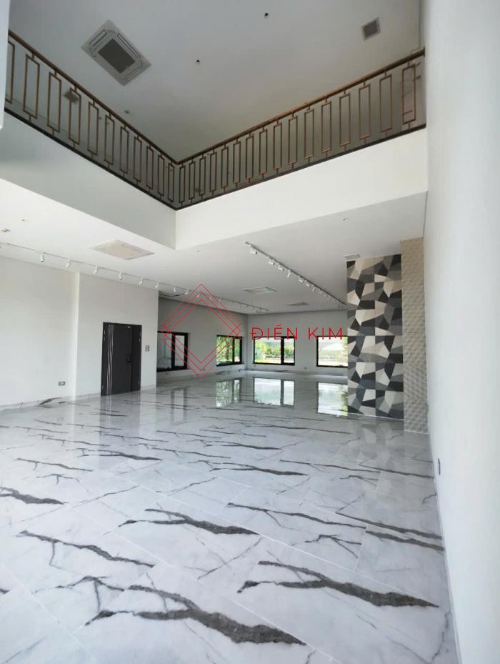 Cho thuê nhà mặt tiền đường Tố Hữu khu Lakview