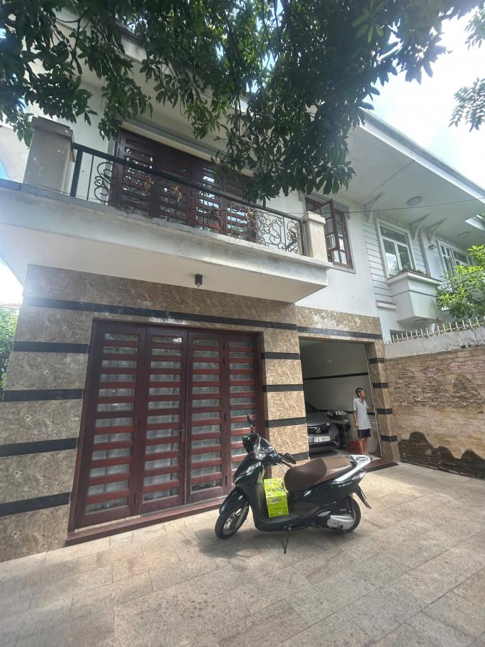 Cho thuê biệt thự Nguyễn Hữu Dật quận Tân Phú