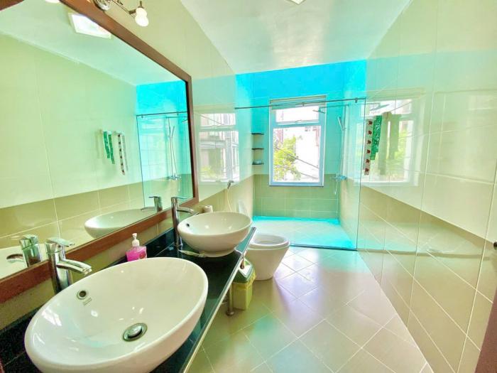 Cho thuê biệt thự đường Nguyễn Văn Hưởng quận 2