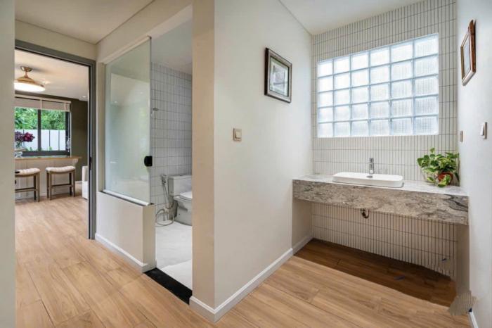 Cho thuê villa sân vườn, có hồ bơi quận 2