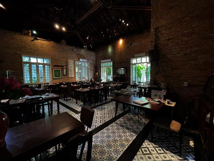 Cho thuê biệt thự sân vườn trung tâm quận 3