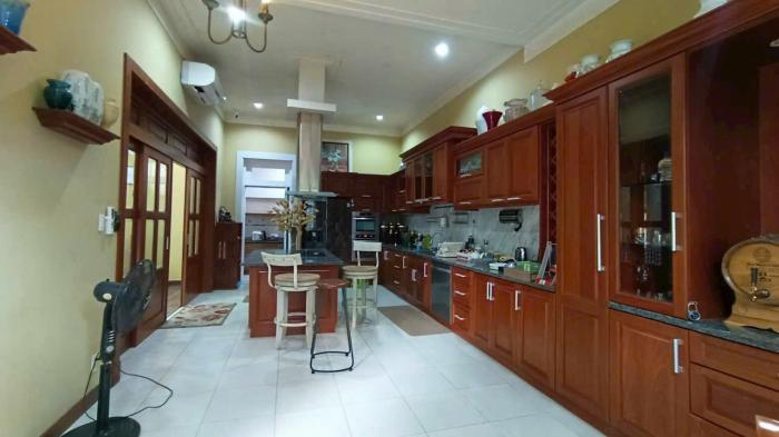 Cho thuê villa Thủ Thiêm Quận 2