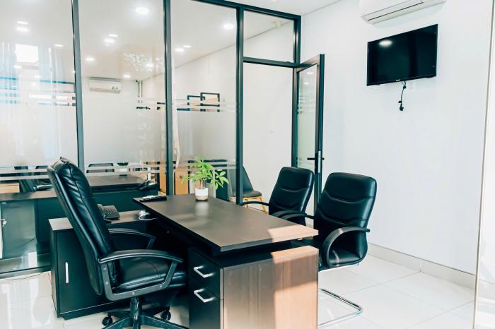 Cho thuê nhà mặt tiền đường Bùi Tá Hán