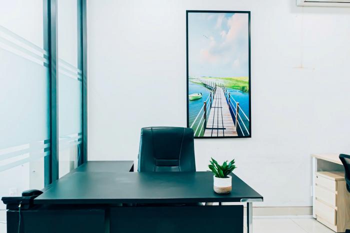 Cho thuê nhà mặt tiền đường Bùi Tá Hán