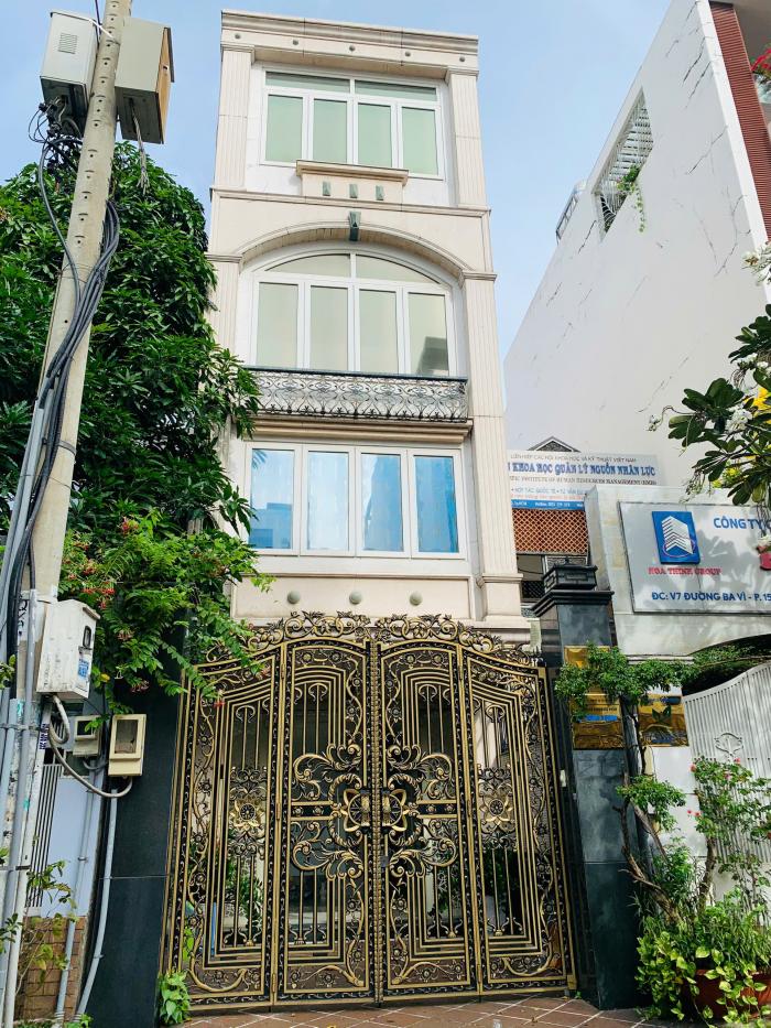 Cho thuê nhà mặt tiền đường Ba Vì