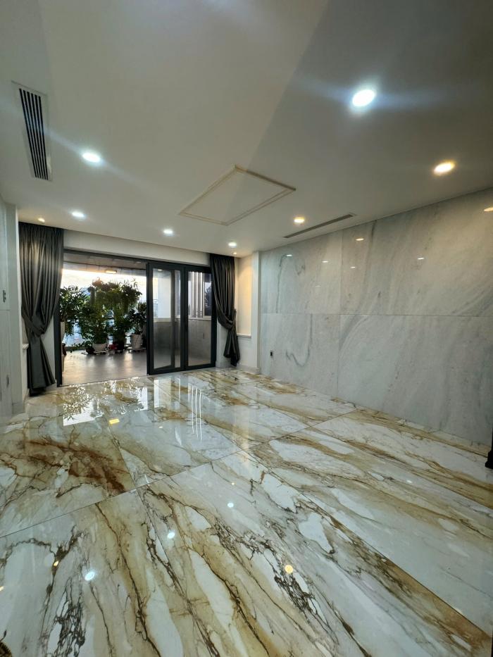 Cho thuê nhà hẻm xe tải đường Nguyễn Phúc Chu quận Tân Bình