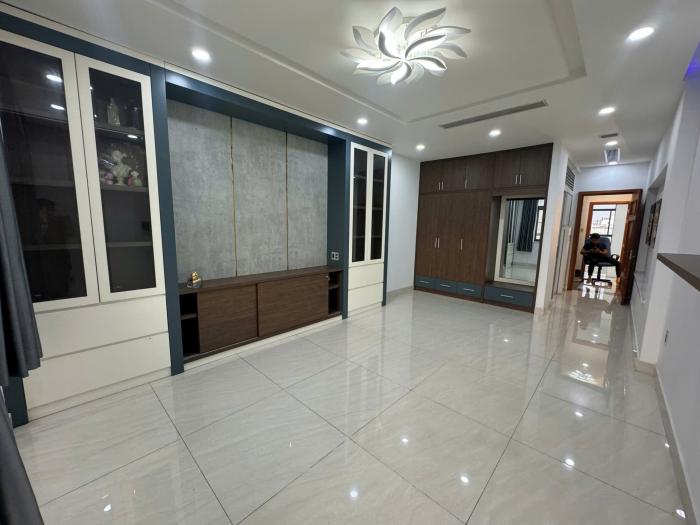 Cho thuê nhà hẻm xe tải đường Nguyễn Phúc Chu quận Tân Bình