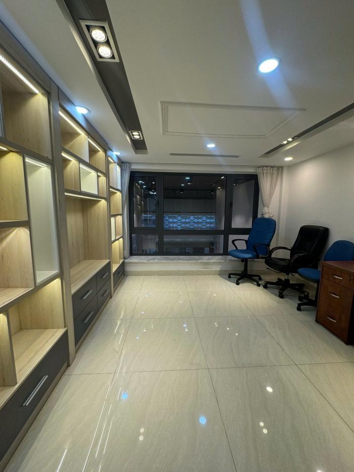 Cho thuê nhà hẻm xe tải đường Nguyễn Phúc Chu quận Tân Bình