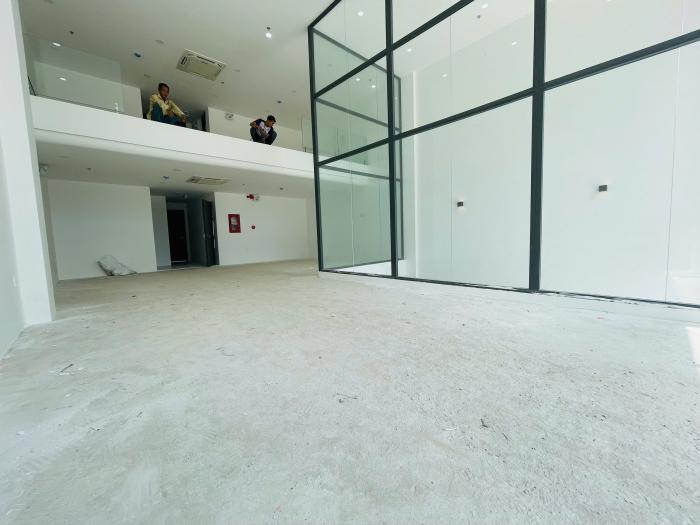 Cho thuê tòa nhà đường Tạ Hiện Quận 2