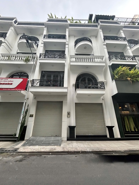 Cho thuê nhà đường Thoại Ngọc Hầu quận Tân Phú