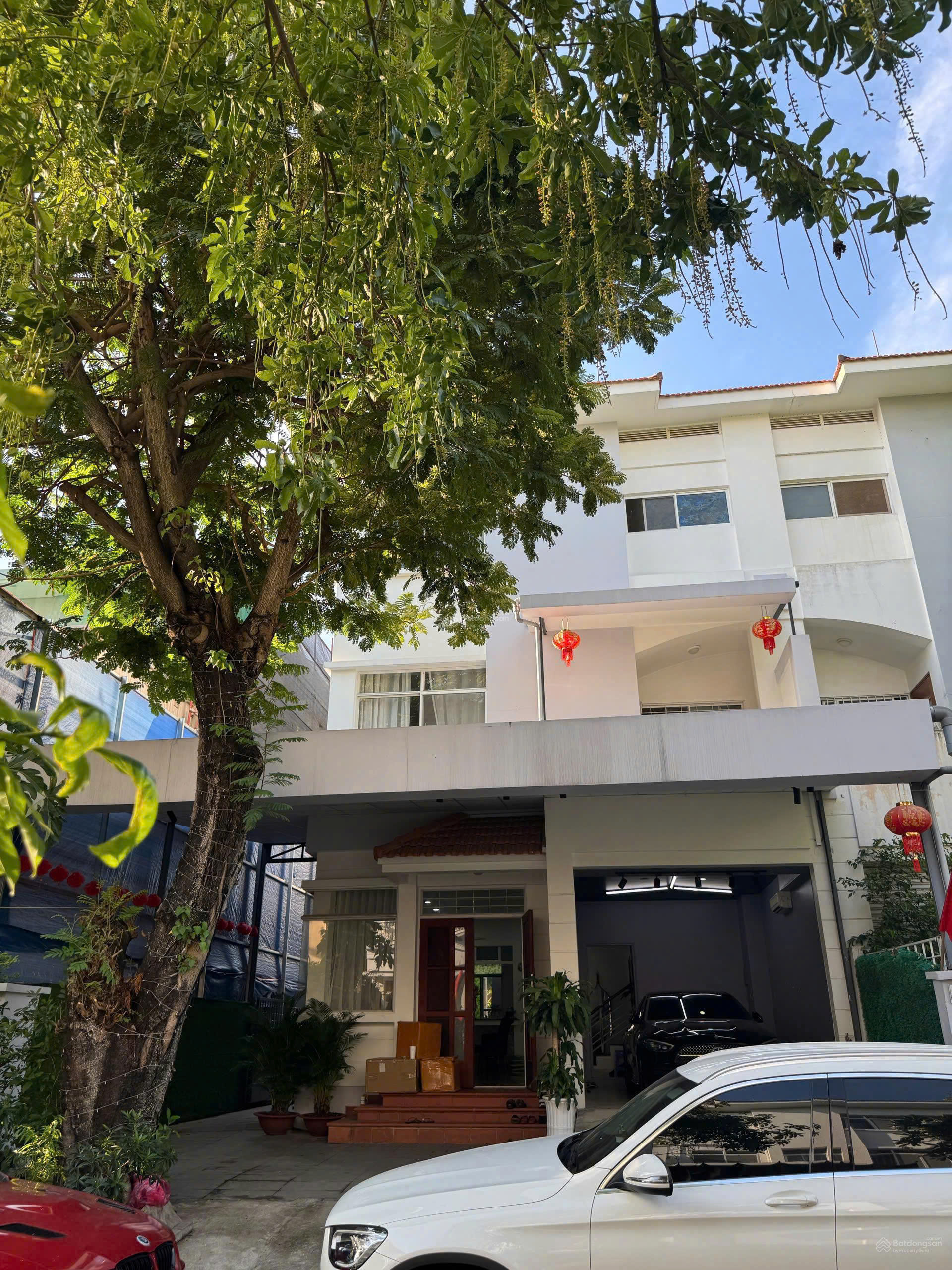 Cho thuê biệt thự đường Phú Mỹ Hưng quận 7