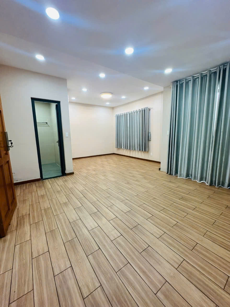 Cho thuê nhà đường Lam Sơn quận Tân Bình