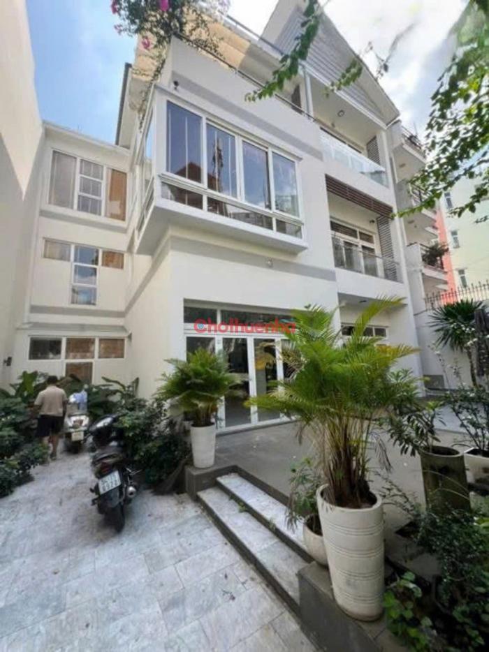 Cho thuê nhà đường Lê Văn Sỹ quận 3