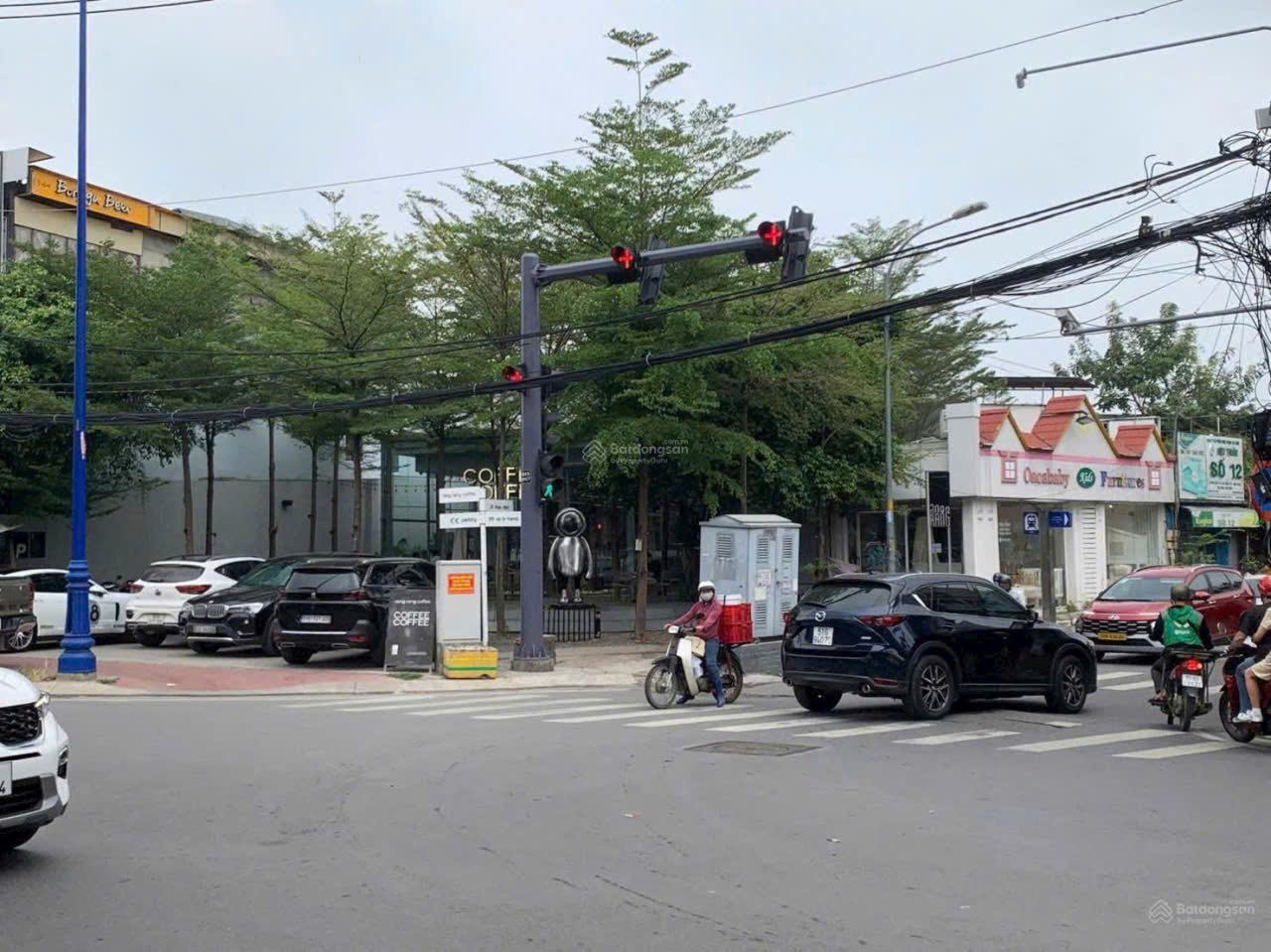 Cho thuê nhà góc 2 mặt tiền đường Thảo Điền và Võ Nguyên Giáp Quận 2