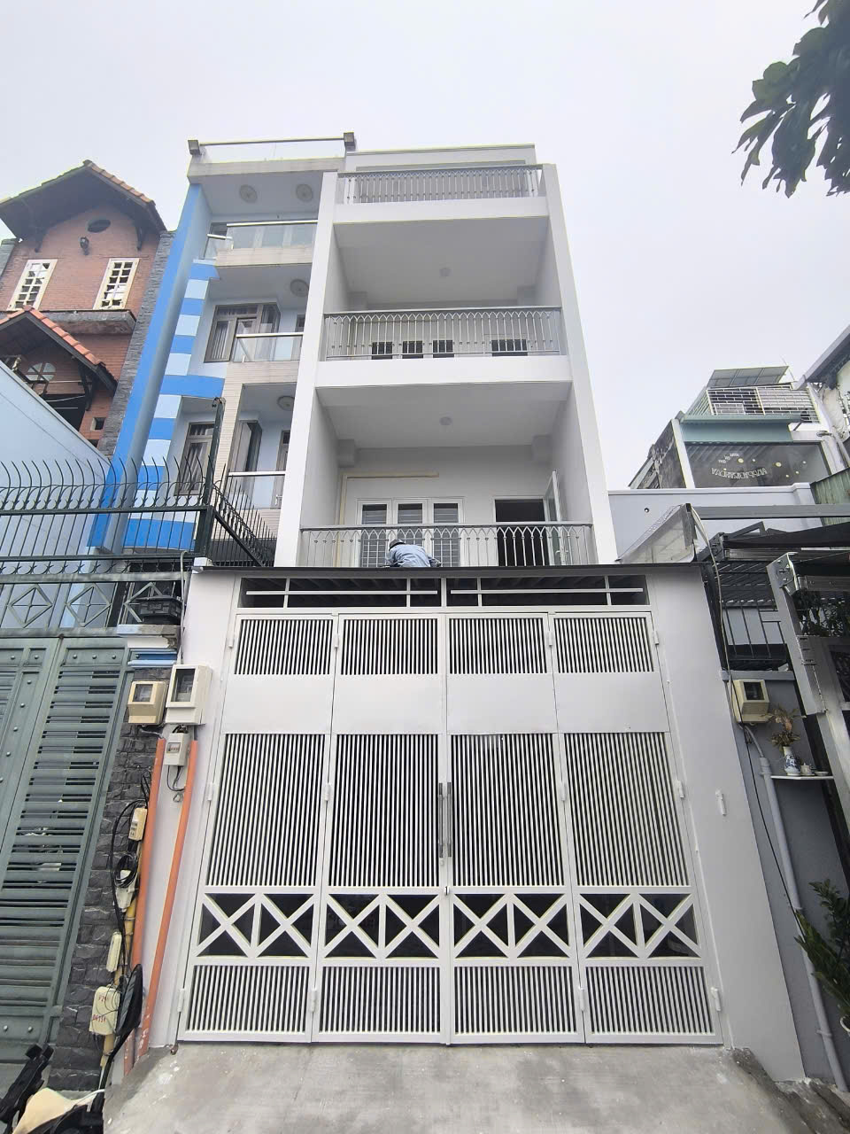 Cho thuê nhà mặt tiền 48 đường C12 quận Tân Bình