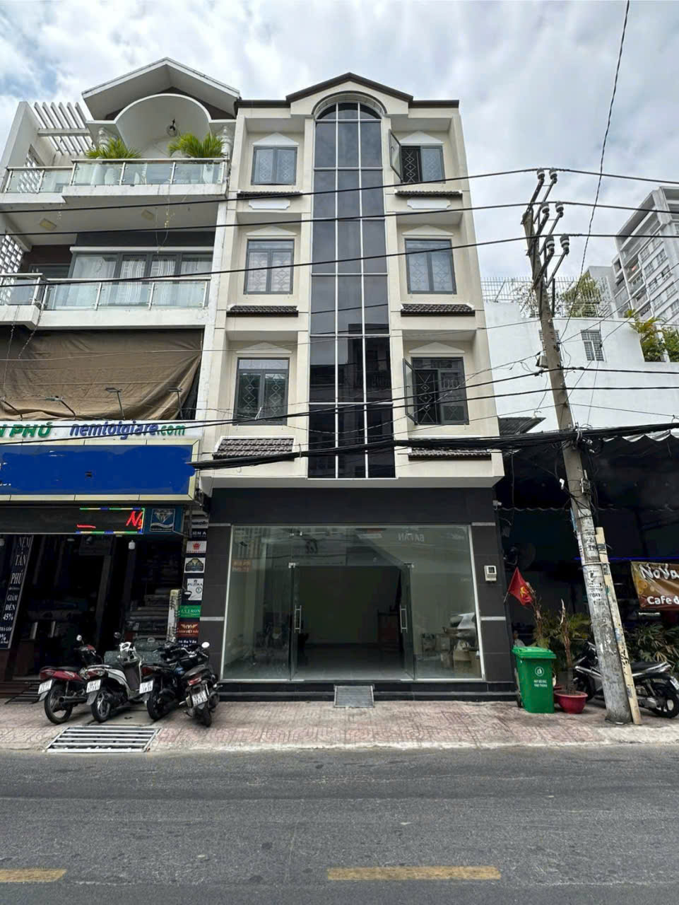 Cho thuê nhà mặt tiền đường Ba Vân quận Tân Bình