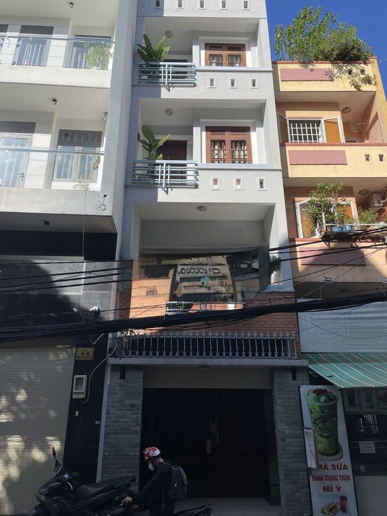 Cho thuê nhà mặt tiền đường C1 quận Tân Bình