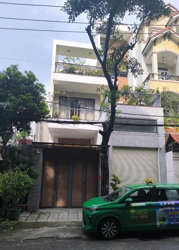 Cho thuê nhà mặt tiền đường C18, nhà nguyên căn quận Tân Bình