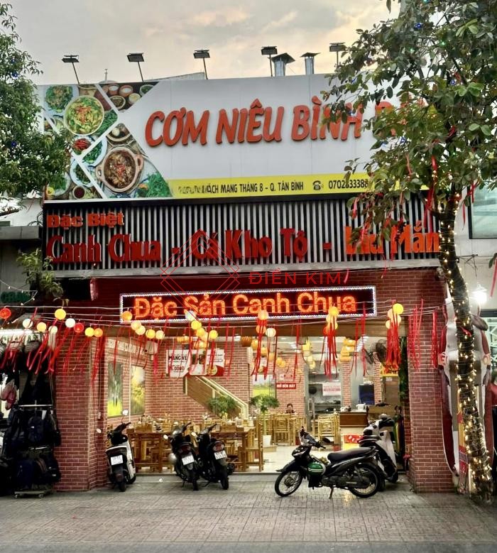 Cho thuê nhà mặt tiền đường Cách Mạng Tháng 8 quận Tân Bình