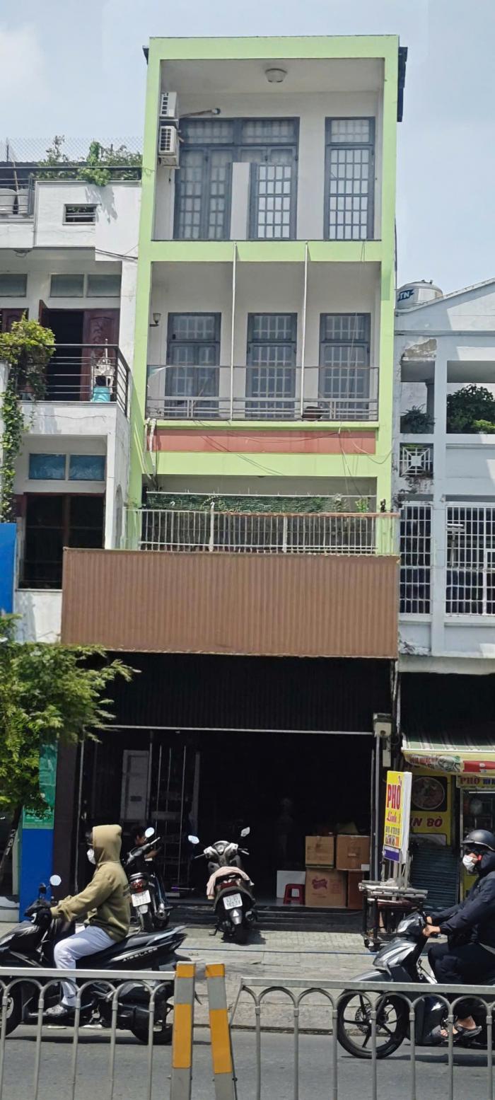Cho thuê nhà mặt tiền đường Cách Mạng Tháng 8 quận Tân Bình