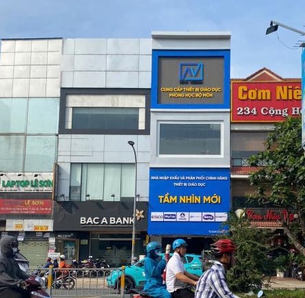 Cho thuê nhà mặt tiền đường Cộng Hòa quận Tân Bình