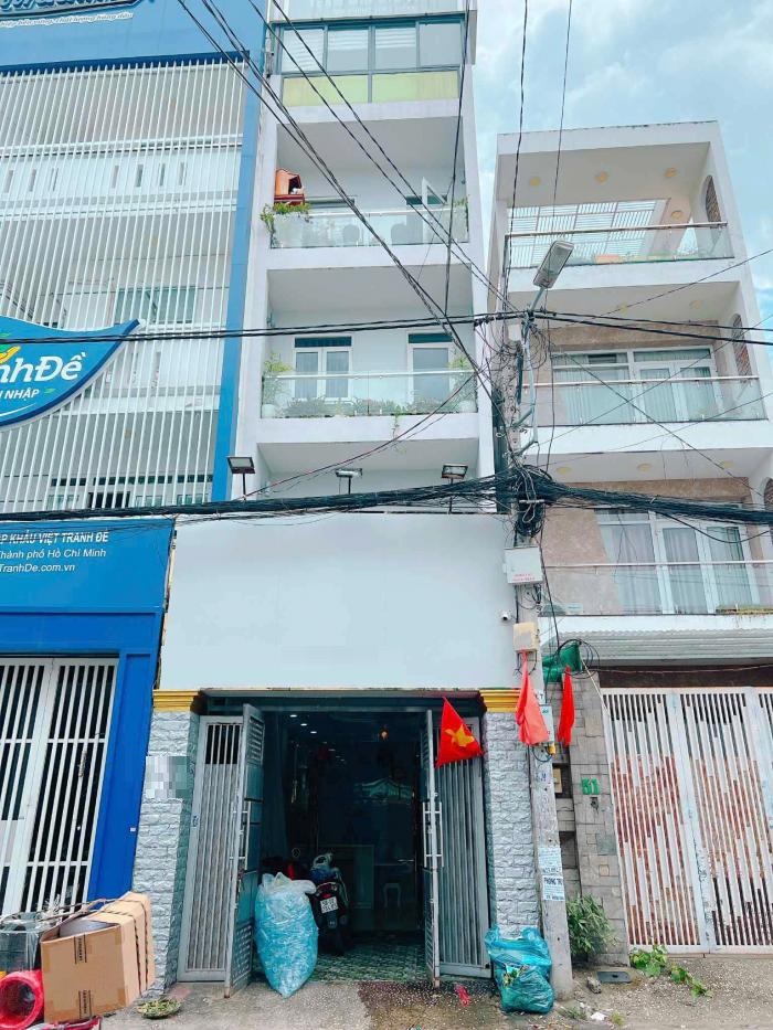 Cho thuê nhà mặt tiền đường Đoàn Giỏi quận Tân Phú