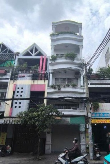 Cho thuê nhà mặt tiền đường Đồng Đen quận Tân Bình