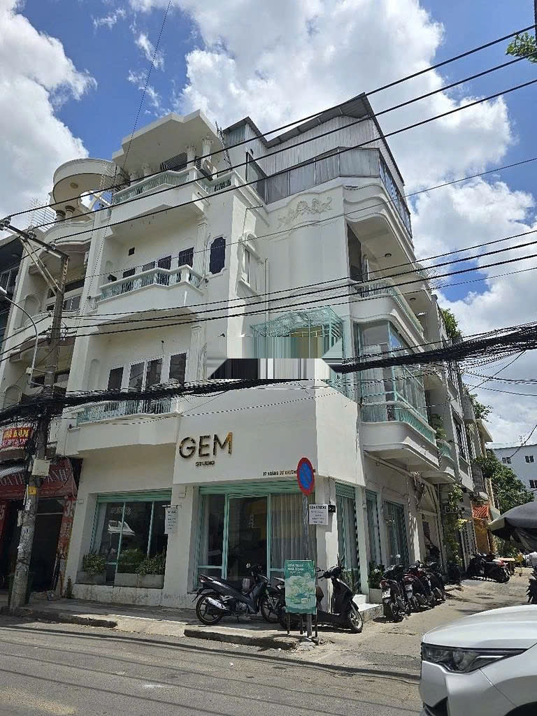 Cho thuê nhà mặt tiền đường Hoàng Dư Khương quận 10