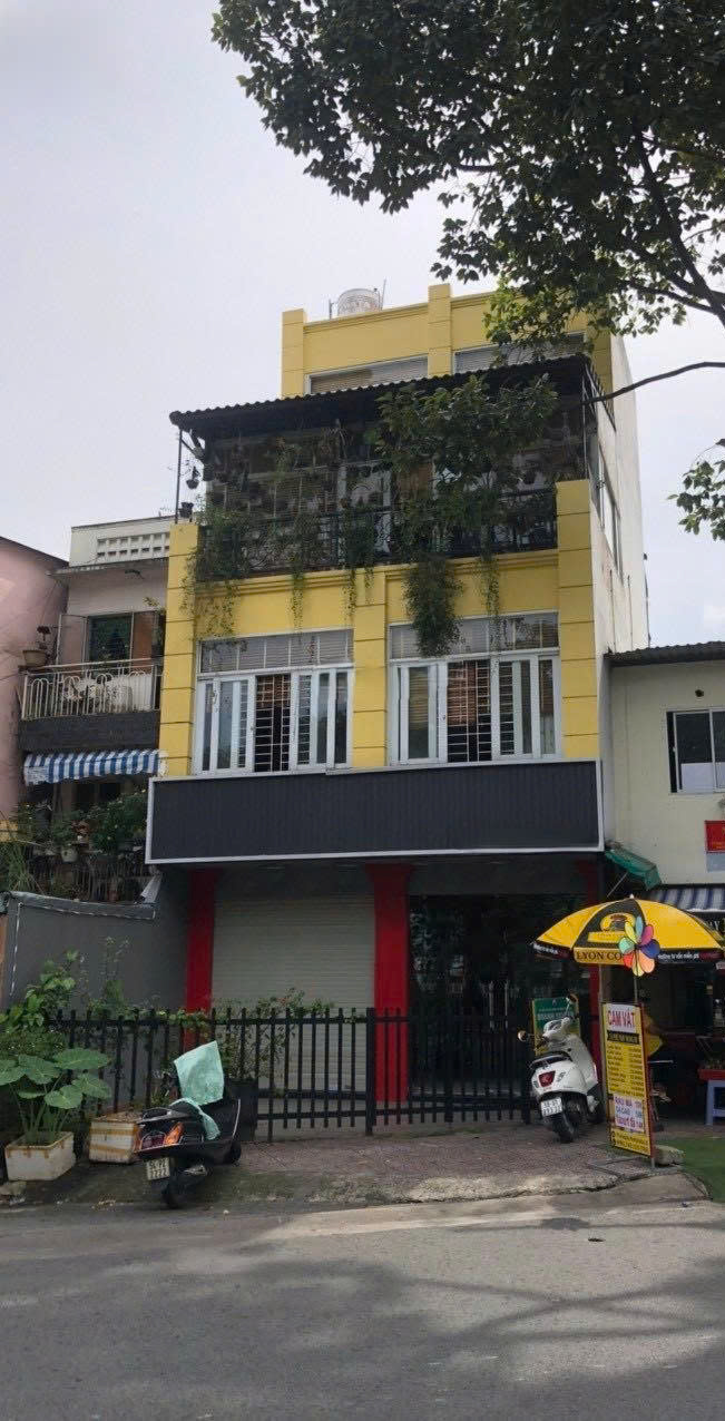 Cho thuê nhà mặt tiền đường Hoàng Sa quận 1