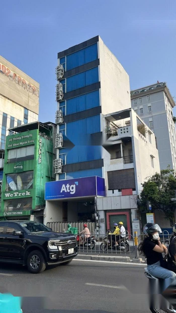 Cho thuê nhà mặt tiền đường Hoàng Văn Thụ quận Phú Nhuận