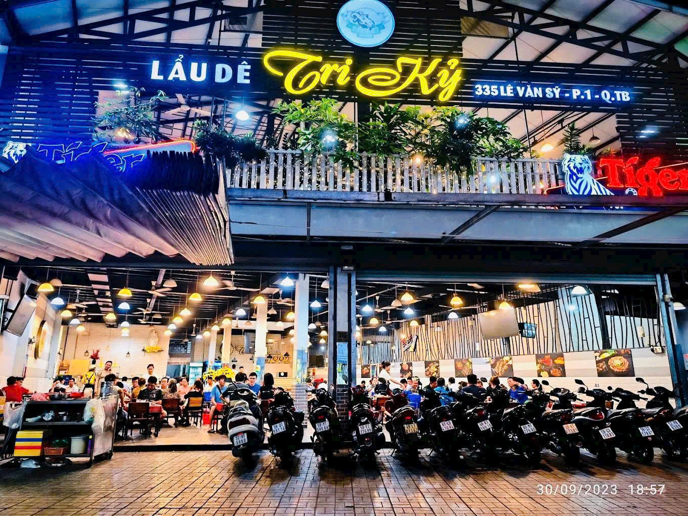 Cho thuê nhà mặt tiền đường Lê Văn Sỹ quận Tân Bình