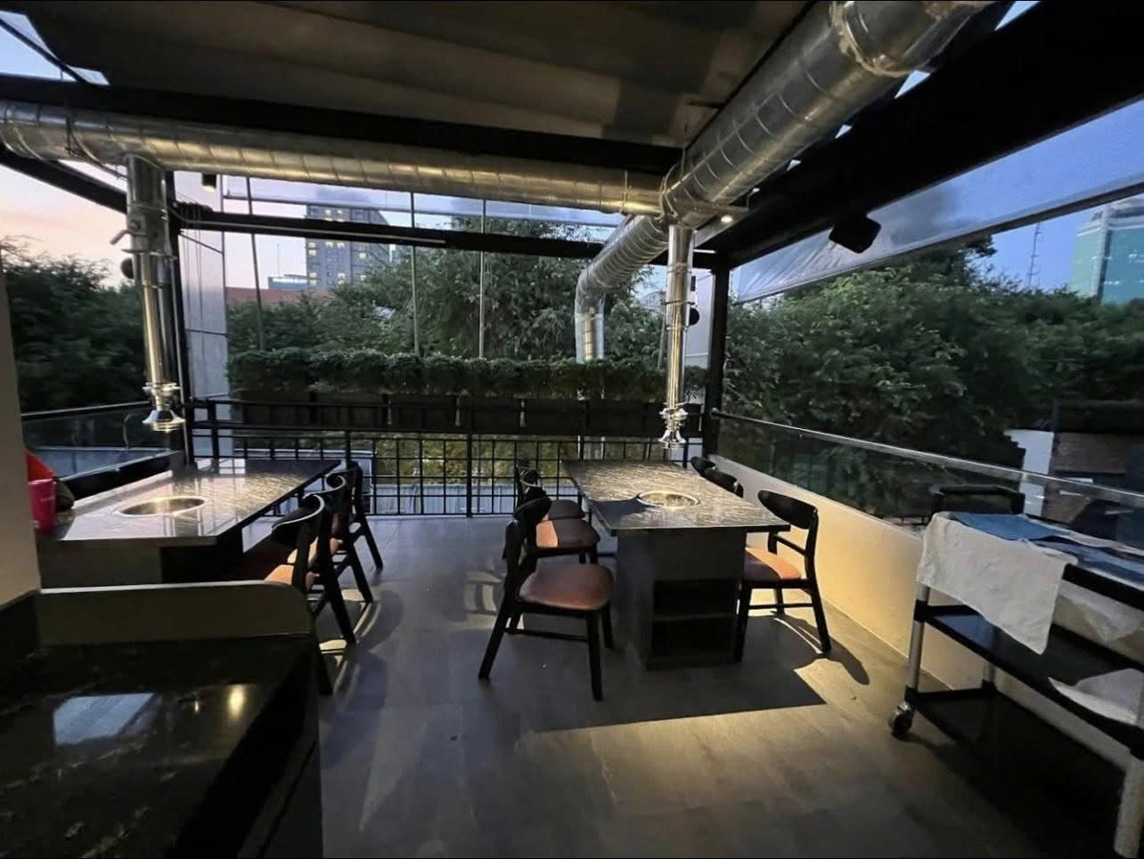 Cho thuê nhà mặt tiền đường Lý Tự Trọng Quận 1