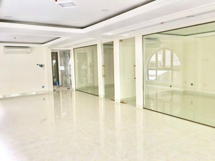 Cho thuê nhà mặt tiền đường Ngô Quyền Quận 10